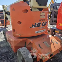 Nacelle élévatrice articulée JLG E400AJPN 2014