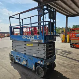 Plateforme élévatrice Genie GS-3232 2015